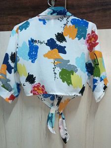 Crop Shirt with Knot
