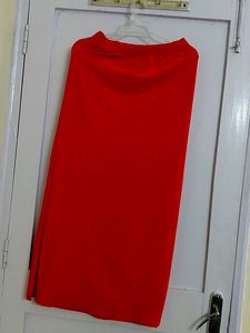Long Knee Slit Skirt