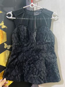 Chic Black Lace &amp; Mesh Sleeveless Top