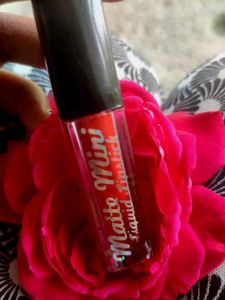 Matte Liquid Lipstick - Red