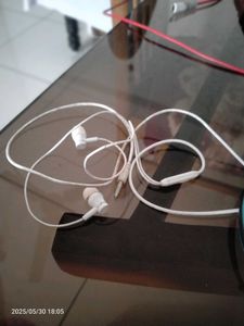 Ear Phone Combo.. Buy 1 Get