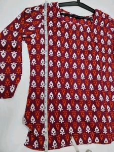 Ethnic Top with Floral Print (X)