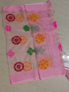 Embroidered Kurta Pants Wid Footwear Nd Dupatta