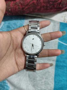 Fastrack White Analog Silver Dial Metal Watch