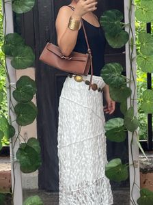 Max Lace Skirt