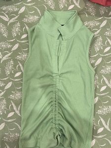 Zudio Adjustable Crop Top (xs)