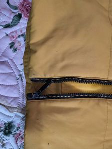 Mustard Winter Coat.. zipper is non functional