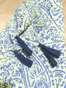 Max Printed Stole