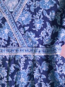 V-neck Short Cotton Kurti