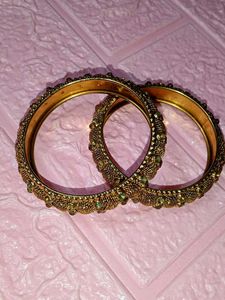 Golden Bangle Set