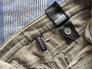 H&amp;M Grey Cargo Pants