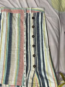 Summer Skirt With Slit And Belt