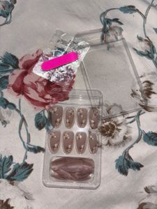 Floral Press-On Nails
