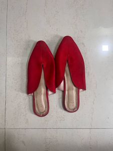 Mast And Harbour Red Mule Flats