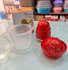 One Nano Juicer + Freebie