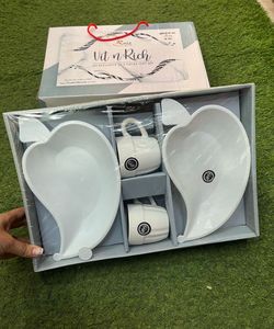 4 Pcs Gift Set + Coffee Beater FREE
