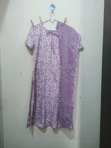 Light Pink White Floral Kurta Pyjama Dupatta Set
