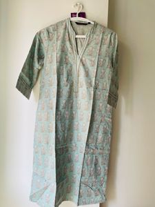 Beautiful Minimally Worn Pastel Shade Kurta