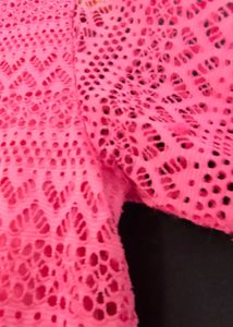 Women&#39;s pink Lace Top