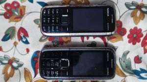 Nokia ExpressMusic Phones - Lot of 2