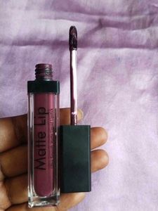 Swiss Beauty Matte Me Lipstick