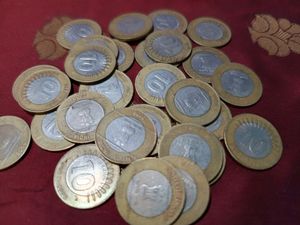 10 Rupees Coin 15 Rays With No Rupee  Symbol 20 Ps