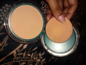 8 COMBO MAKE UP OFFER!! 😍🤌🏻