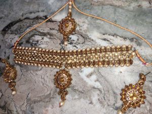 Jewellery Golden Colour Set....