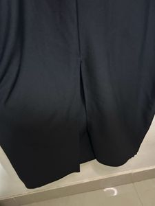 Chic Black Puff Sleeve Midi Dress