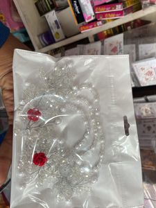 White Coloured Pearl And Stone Tiyara With Rose