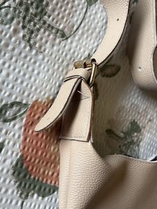 Elegant Shoulder Bag