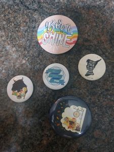 Set Of 5 Badges**