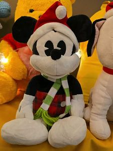 Disney Christmas Plush Set