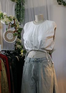 Zara White Sleeveless Crop Top