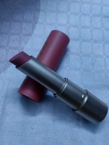 Mars Creamy Matte Lipstick Shade: 10 Disco Deewane