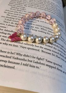 Pearl &amp; Crystal Bracelet