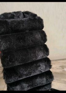 SALE🆕🎅🎄FUR POUCH
