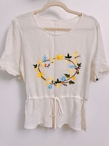 Vintage Embroidered Flowers Top