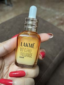 Lakme Vit C Pro Brilliance Serum