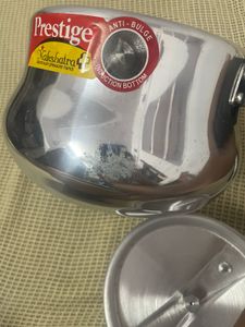 Prestige Nakshatra Pressure Cooker