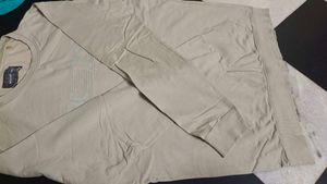Beige T-shirt
