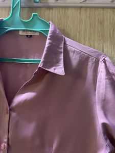 beautiful peachy pink shirt💗