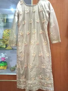 Beautiful Embellished Kameez