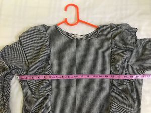 Pull&amp;bear Checkered Ruffle Sleeve Top Size M