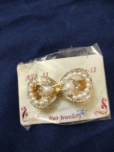 Pearl Hair Clip