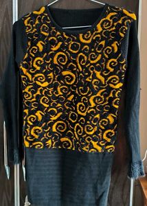 Stylish Black & Gold Sweatshirt