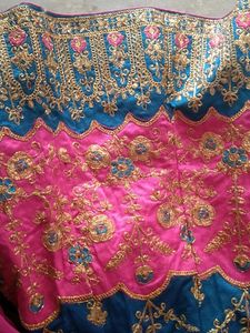 A New Unstitched Lehangaset