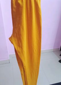 Red &amp; Yellow Printed Straight Kurta &amp; Leggings