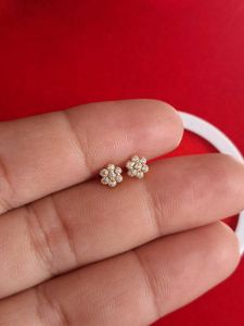 Cute Flower Stud Earrings Gold