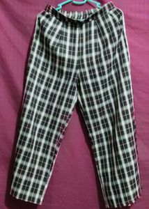 Checkered Casual Pants